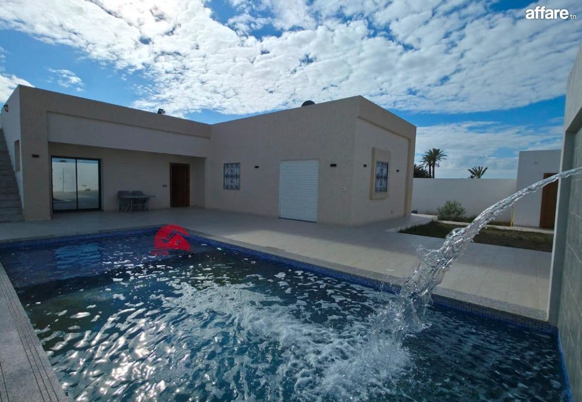 Location annuelle d'une villa avec piscine à Sidi Jmour  L 7