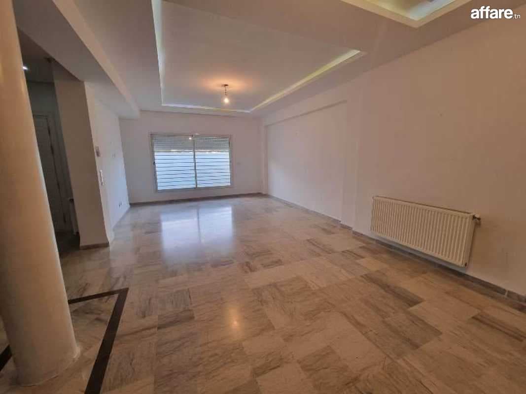 Villa dauphine 2(réf: l2688)