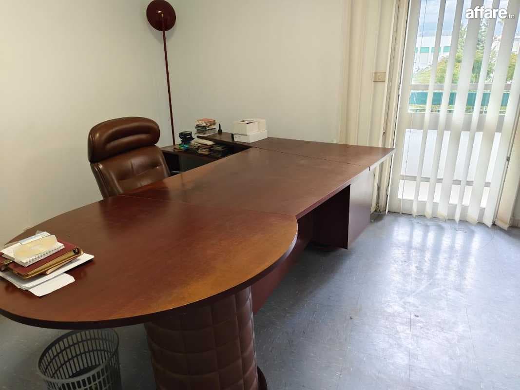 A vendre Bureau de direction en excellent état