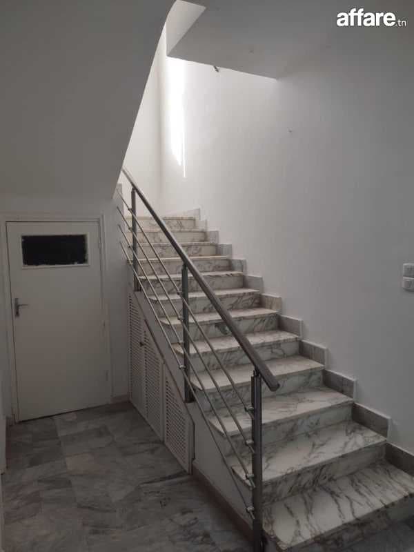 🏠𝐌𝐔𝐓𝐔𝐄𝐋𝐋𝐄𝐕𝐈𝐋𝐋𝐄 ; à louer VILLA S+5