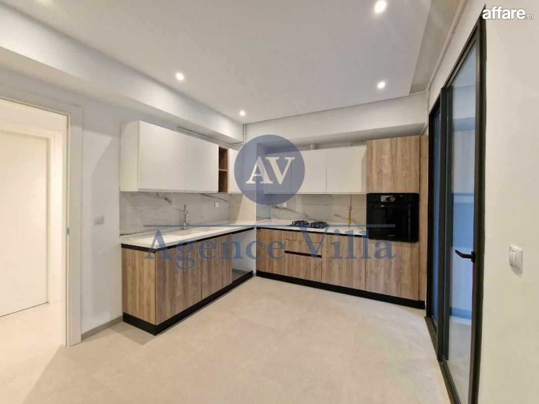 un appartement s+2 à ain zaghouan nord