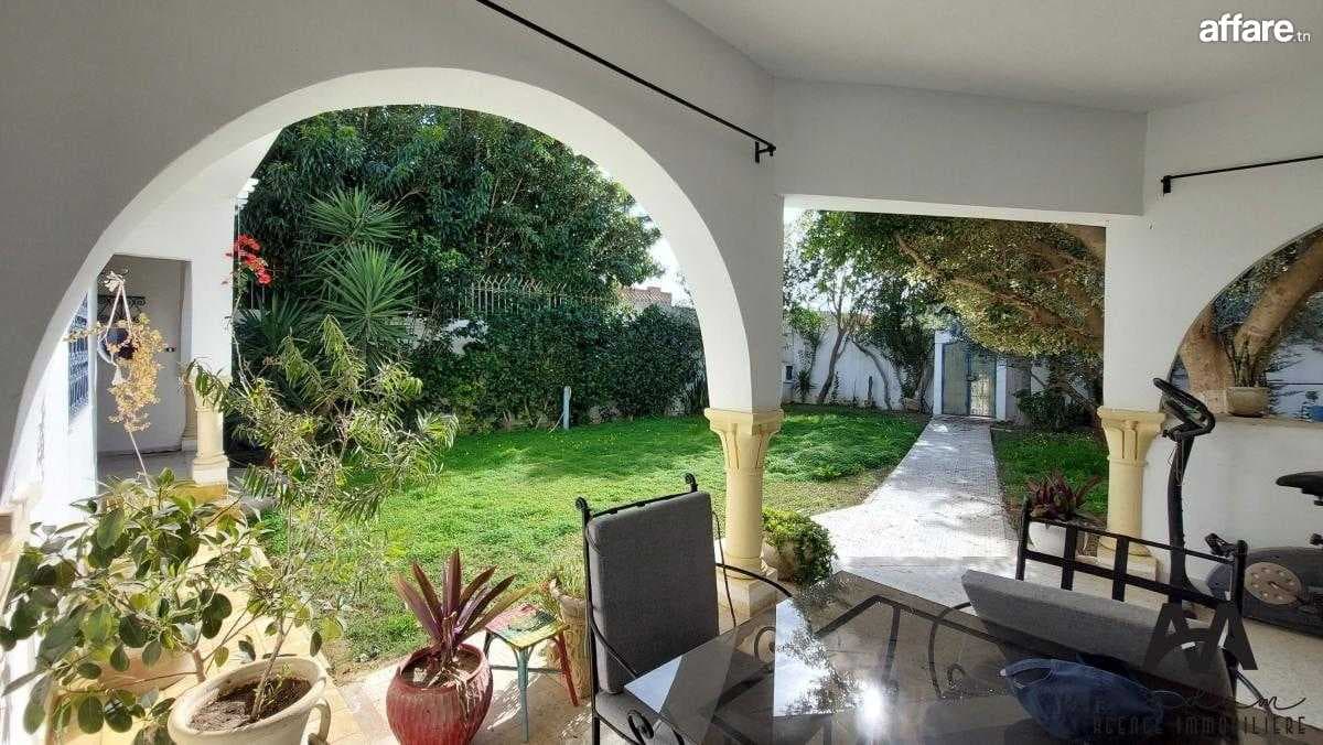 Villa S+3 meublée, indépendante avec jardin à Mrezga