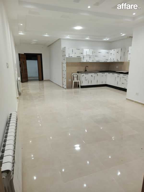 🏠𝐌𝐄𝐍𝐙𝐀𝐇 𝟓  ; à LOUER RDC DE VILLA S+3