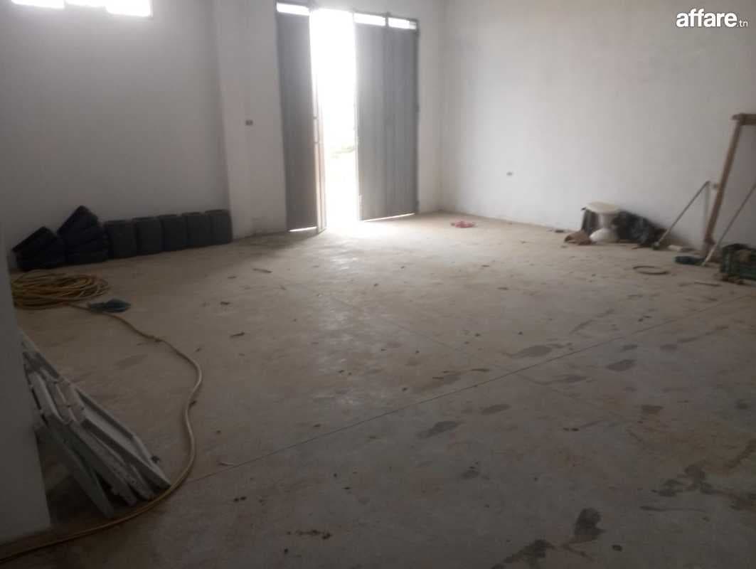 Quelque depot et local commercial a louer a zaouiet Sousse d