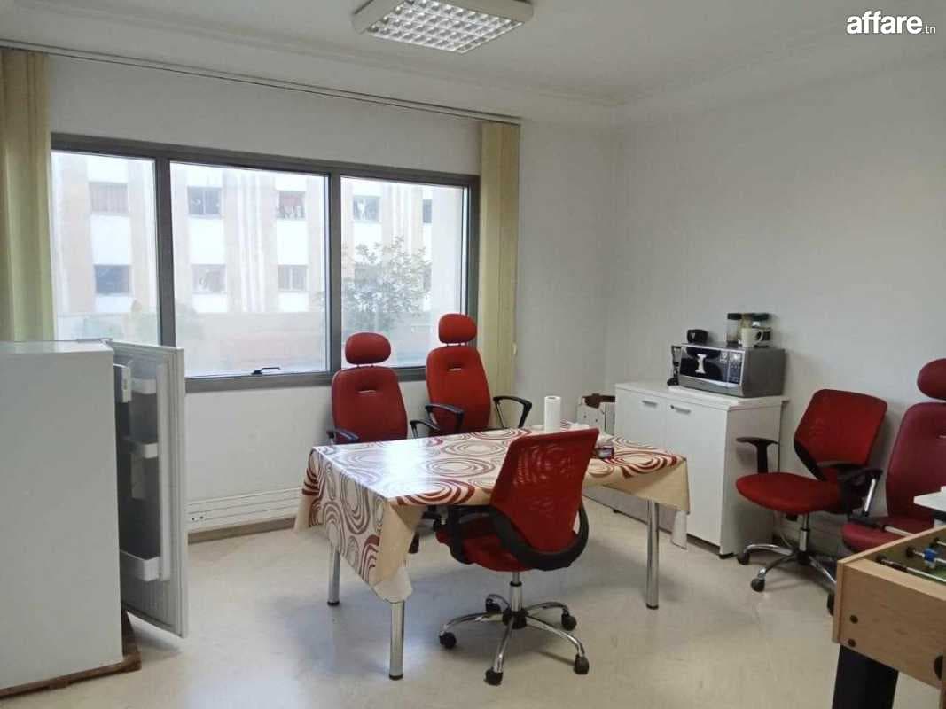 Super bureau 160 m² à Med V Tunis centre ville