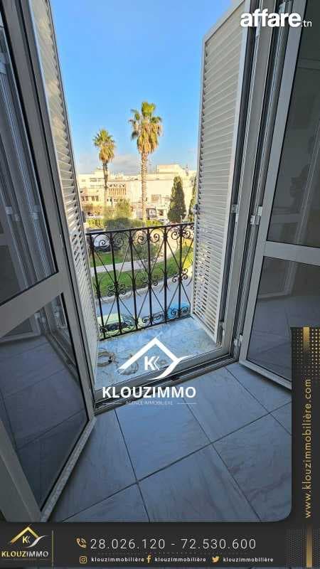 DV 2376 ; A Vendre Un appartement en plein centre ville Bize