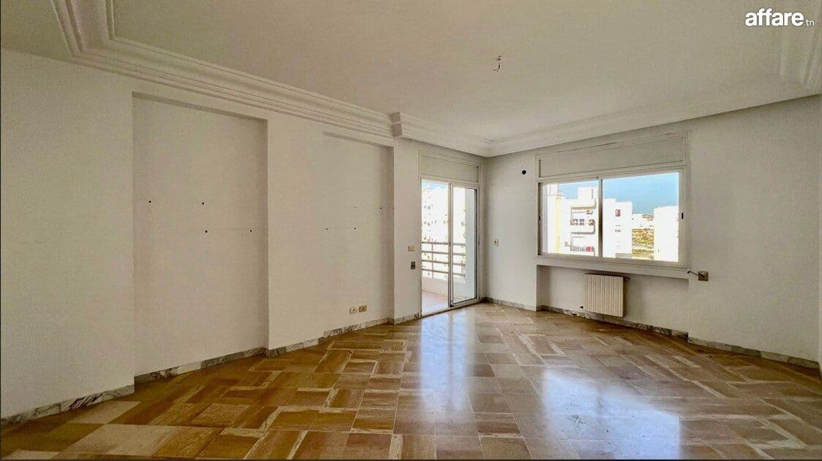 A Vendre Appartement S+2 à Jardin d'el Menzah