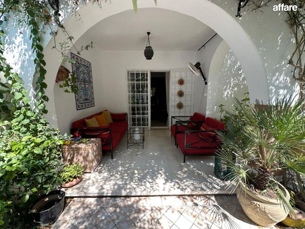 DUPLEX A VENDRE A ZONE TOURSTIQUE HAMMAMET 