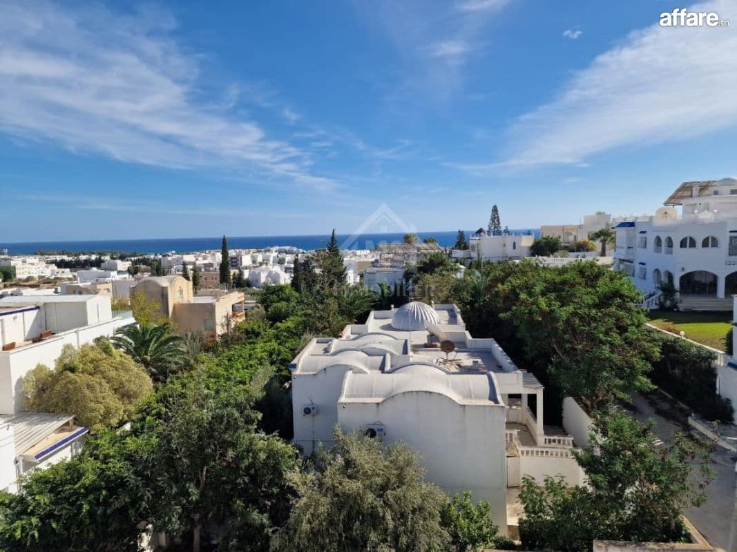 Duplex meublé avec vue de mer à Hammamet Nord à vendre