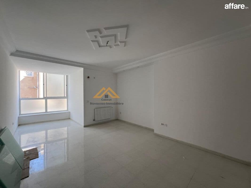  Appartement S+3 a Khzema