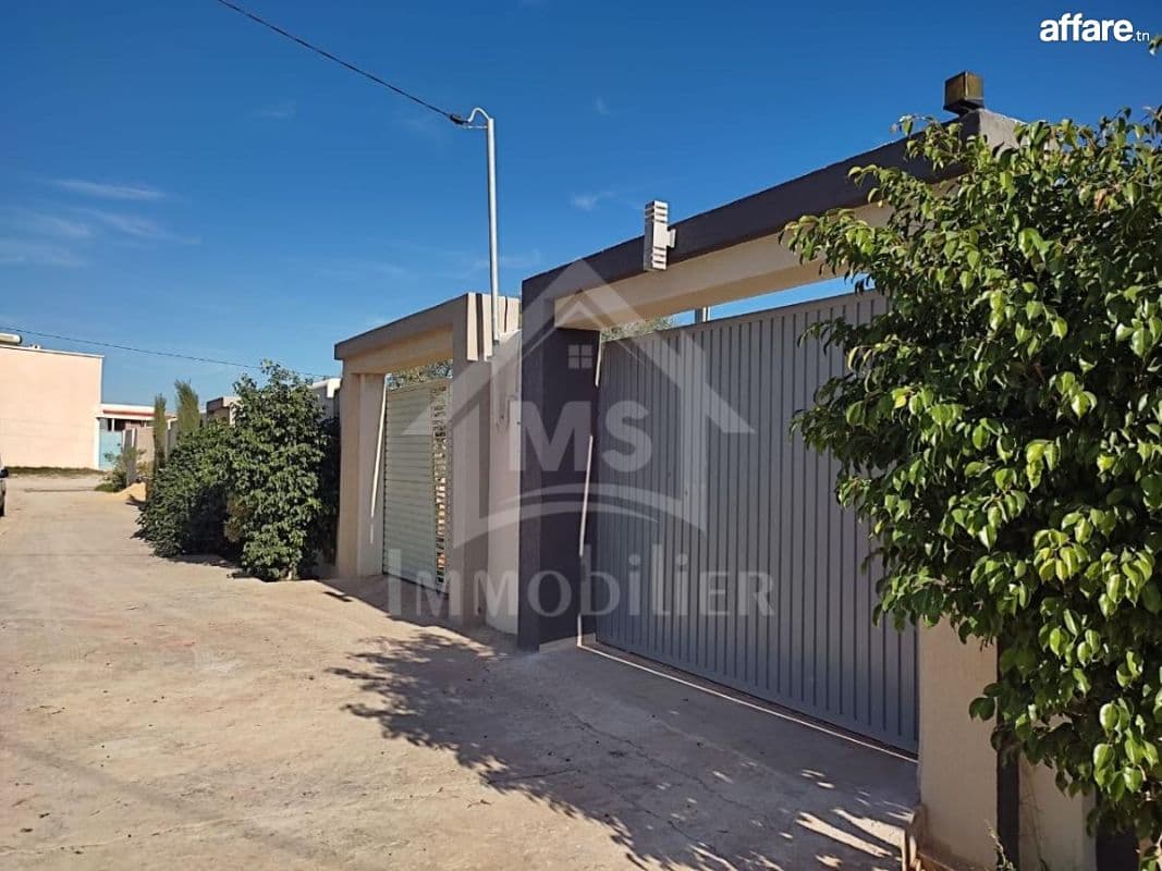 Terrain clôturé de 876 m² à Hammamet Sud à vendre 51355351