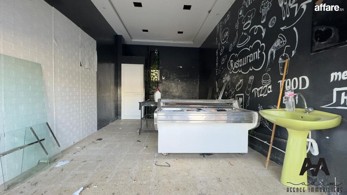 LOCAL COMMERCIAL AVEC TERRASSE – CENTRE-VILLE NABEUL