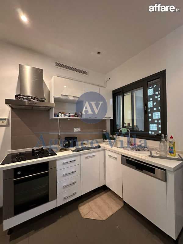 un duplex s3 à la marsa avec jardin 