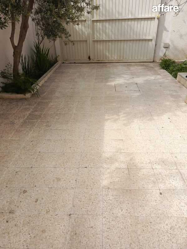🏠 𝐑𝐈𝐀𝐃𝐇 𝐄𝐋 𝐀𝐍𝐃𝐀𝐋𝐎𝐔𝐒 ; à louer étage villa