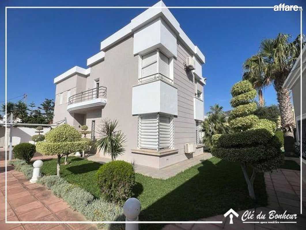 Deux Villas de 1000 m² à Chotrana 2