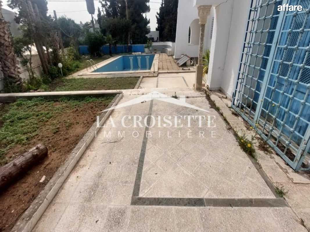 Villa à retaper ou à démolir à Gammarth MVV0430