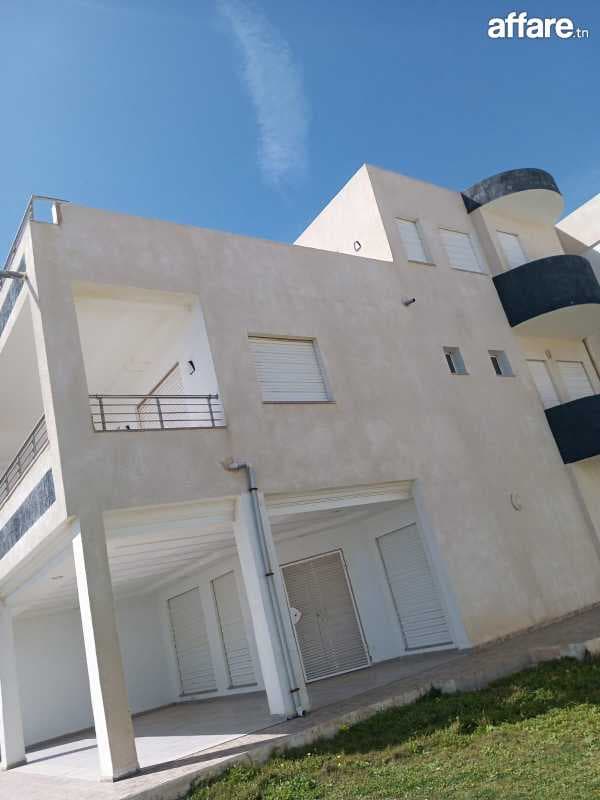 villa pieds dans  l'eau 