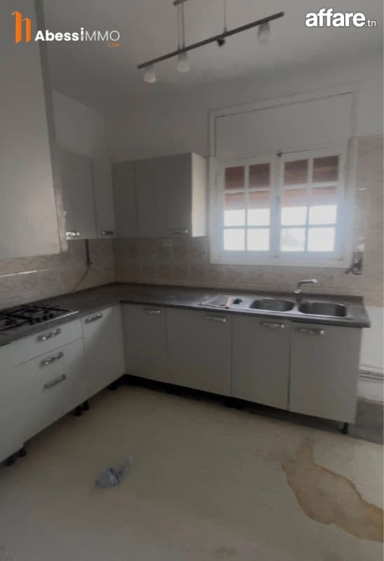  a Louer appartement S+3 à Ennasr