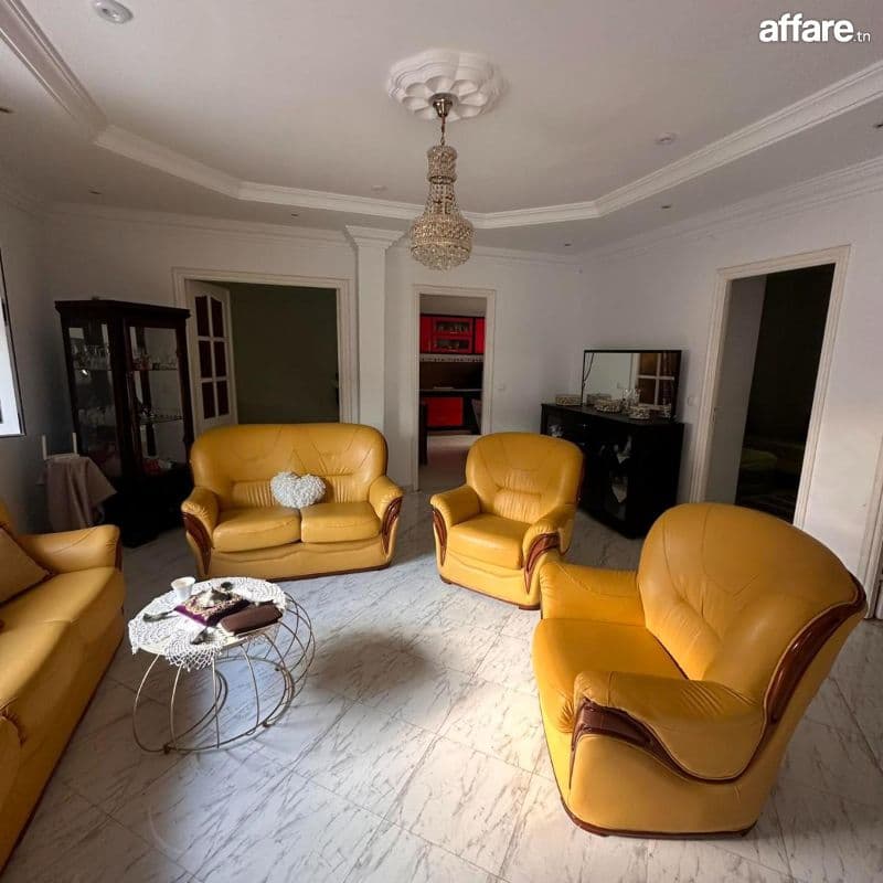 Villa avec deux étages indépendants A Vendre 