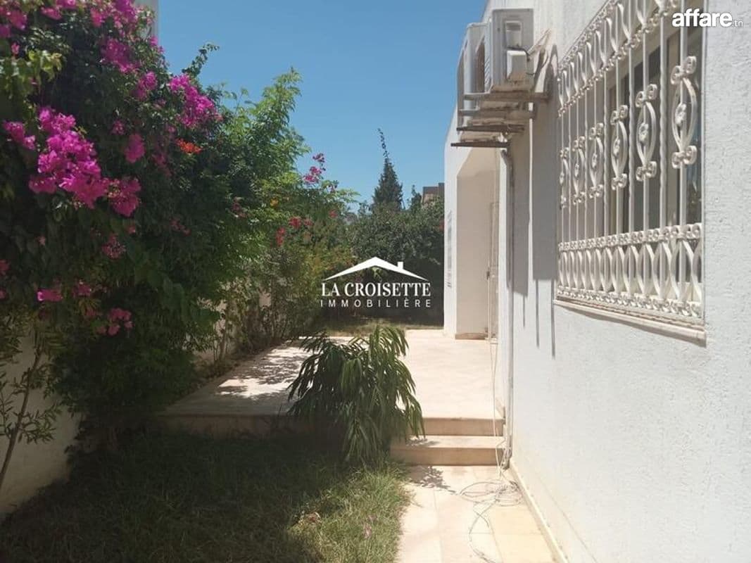 Villa plain-pied s3 à La Marsa ZVL1567