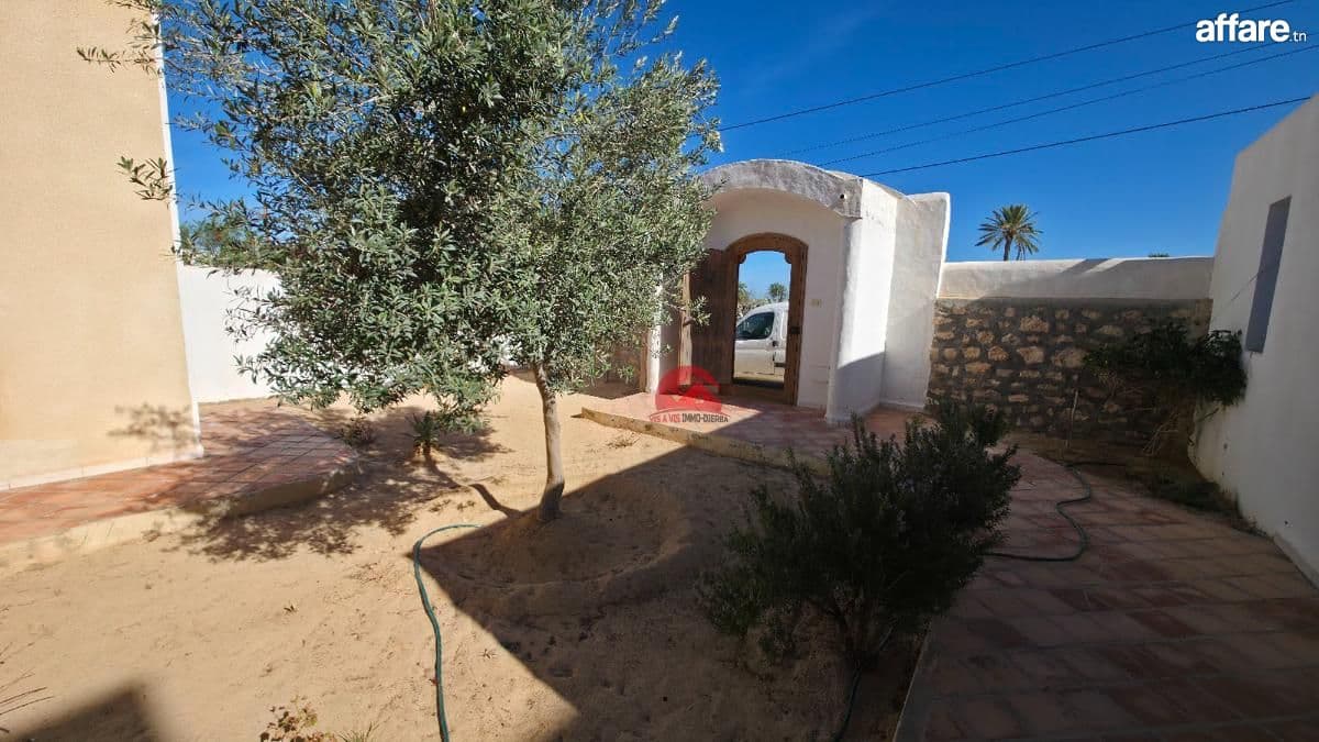 Location annuelle d'une villa plain-pied à Ghizen Djerba