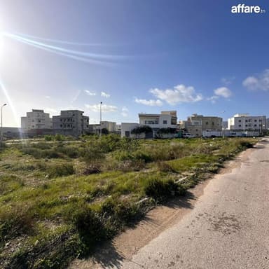 À vendre – Terrain de 631 m² (double façade).