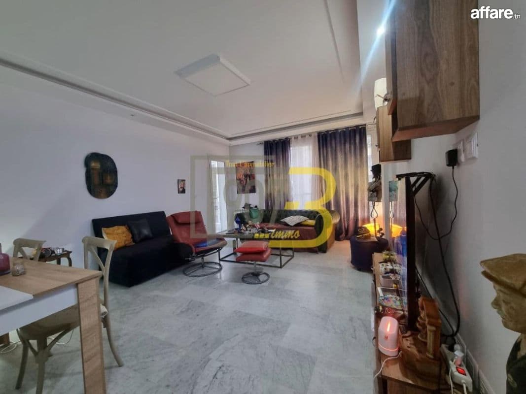 A Vendre  un Appartement S+2 à cité Ennasr