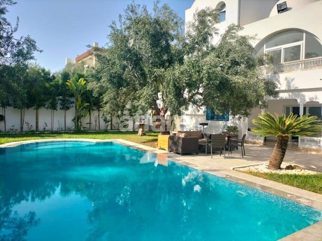 L415 Villa HELENA