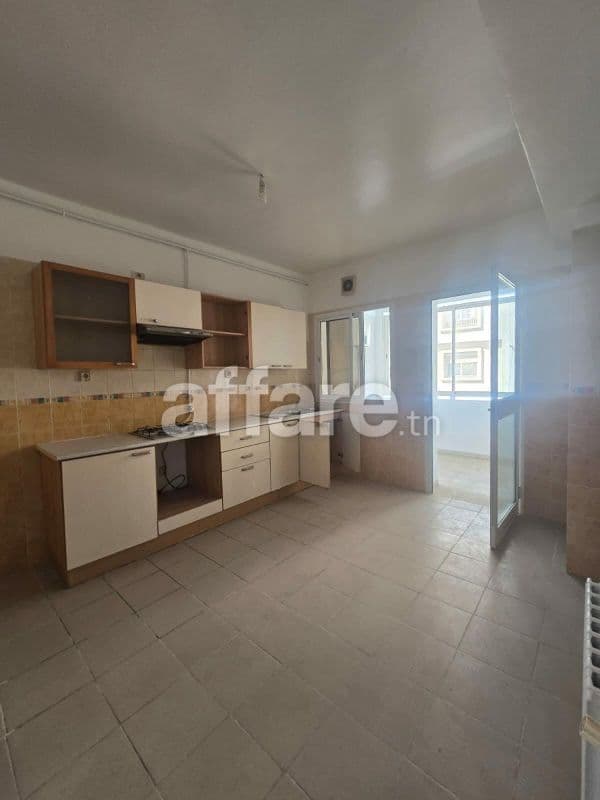Appartement s+2 à khezama pré rue orangé