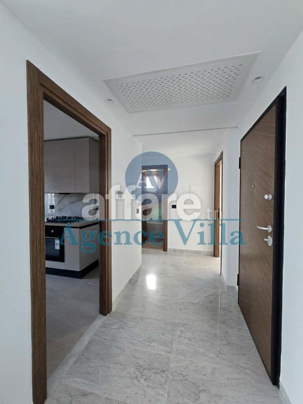 Appartement S+2 jamais habité aux Jardins de Carthage