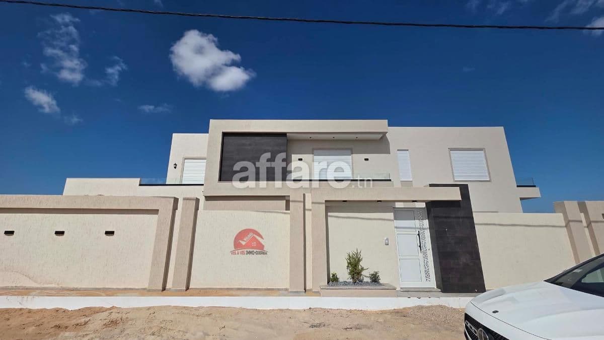 Villa haut standing à vendre à Houmt Souk Djerba – ZU