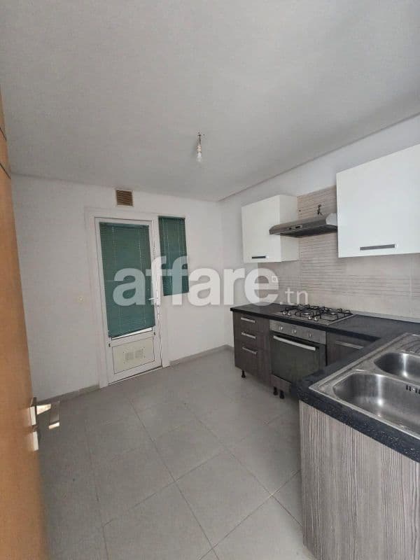 À vendre Appartement S+2 à Sahloul 4