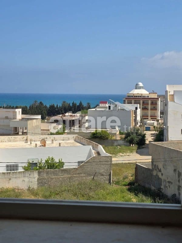 Appartement s+2 chott Meriem bon état