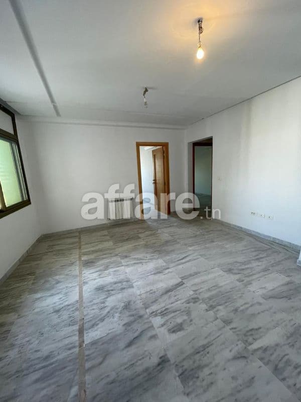 Appartement s+2 à vendre à Lafayette 