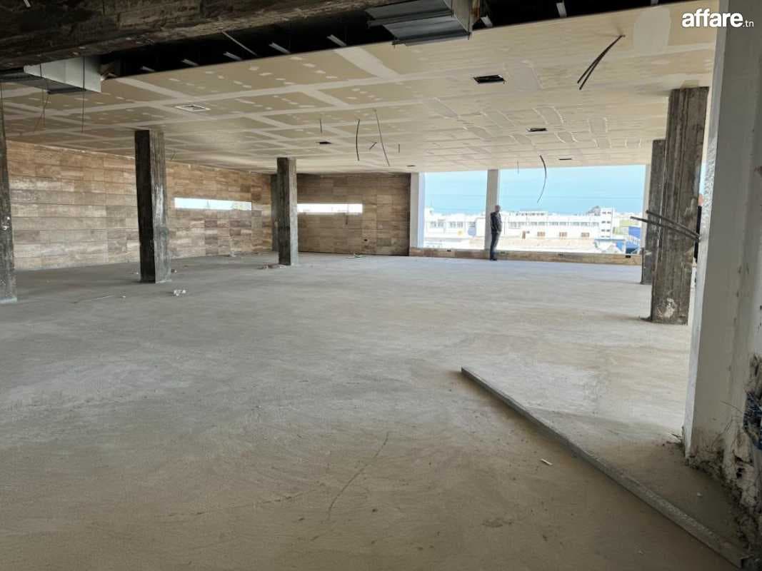 Immeuble bureautique neuf 14000 m² à charguia 1 