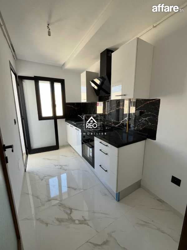 À LOUER : Un appartement S+1 situé à Cité Wahat