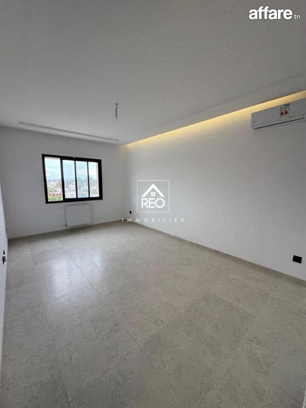 À LOUER : Un appartement S+2 situé à La Nouvelle Soukra ( Ja
