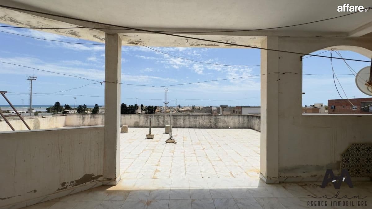 Etage de villa à Korba avec vue de mer