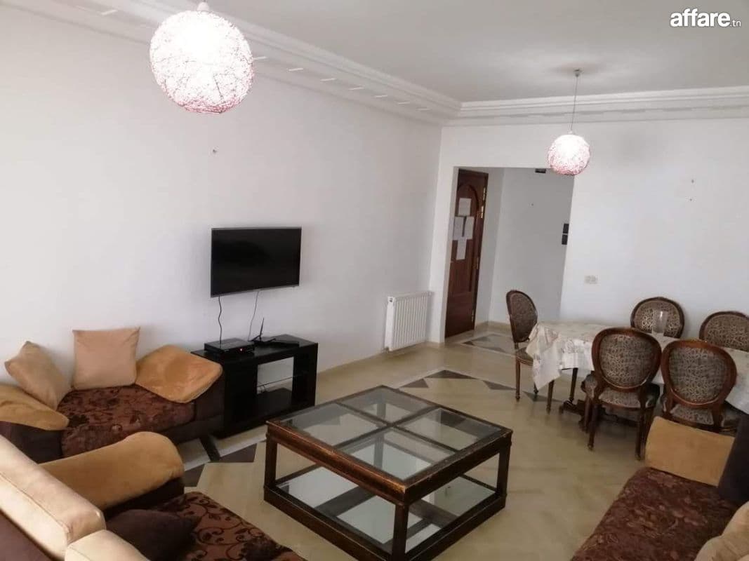 location appartement par jour trois chambres salon Tunis