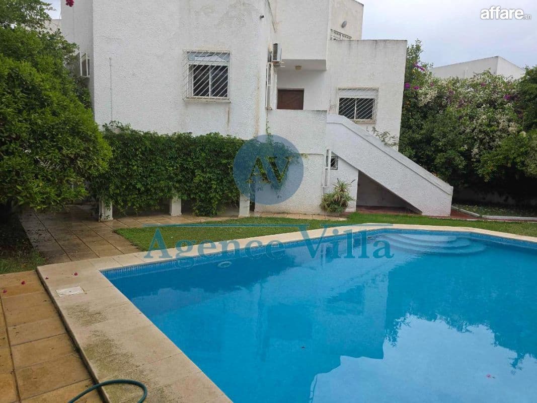 une villa à la marsa avec piscine 