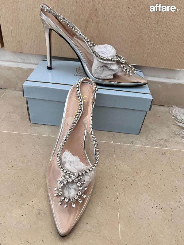 Robe et chaussures de fiançailles