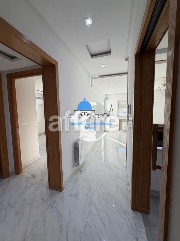 Appartement de luxe S+1 à louer à Sahloul 4