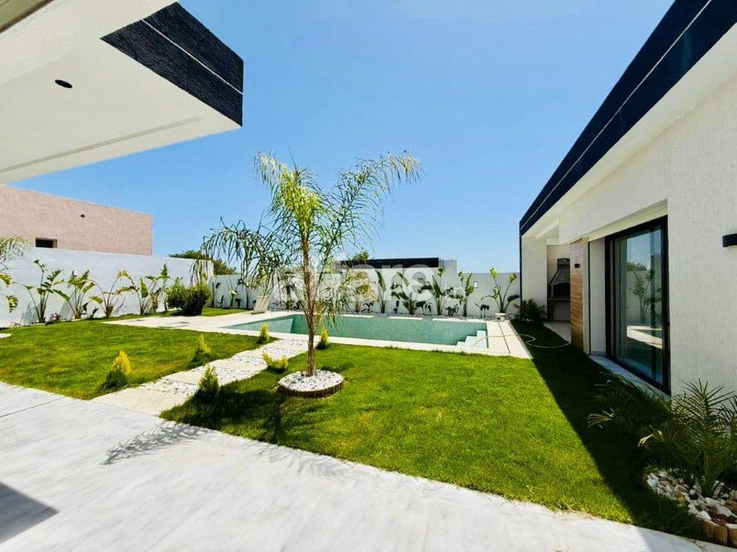 V635 Villa MAJESTIC