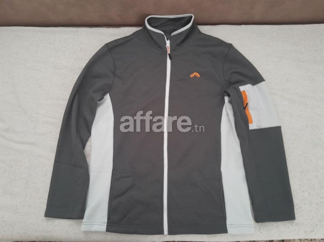 Veste Neuf jamais Porte importe de France