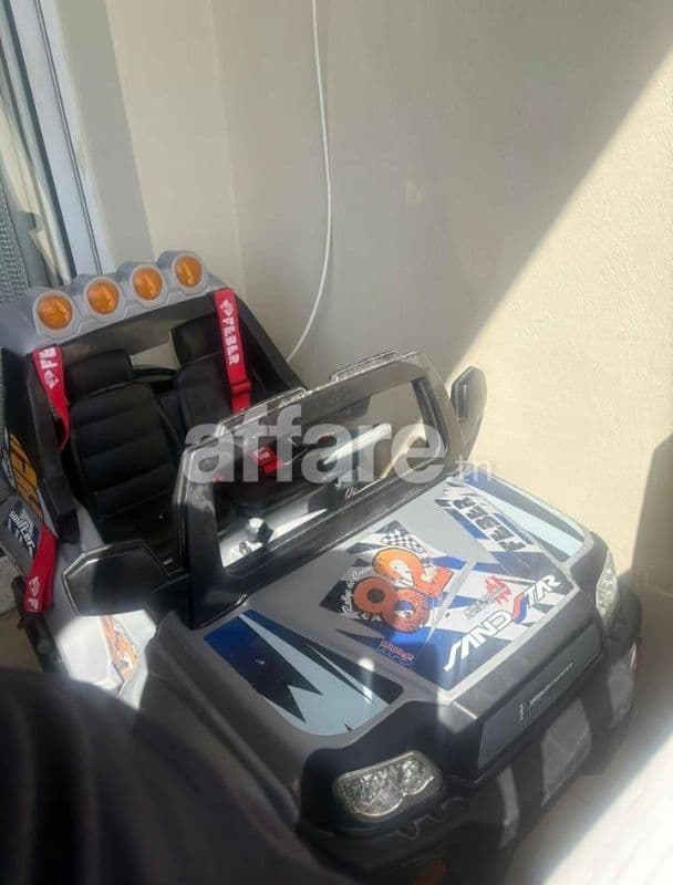 À vendre Voiture électrique pour enfant