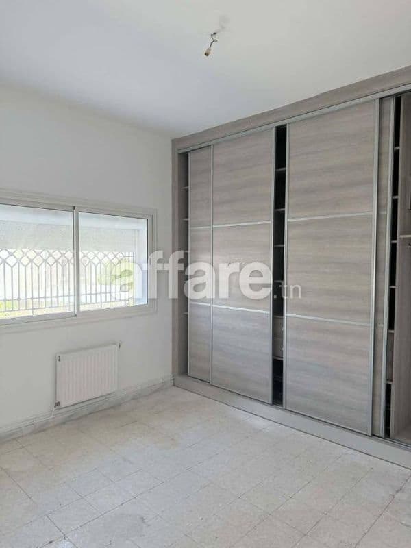 Joli étage de villa
