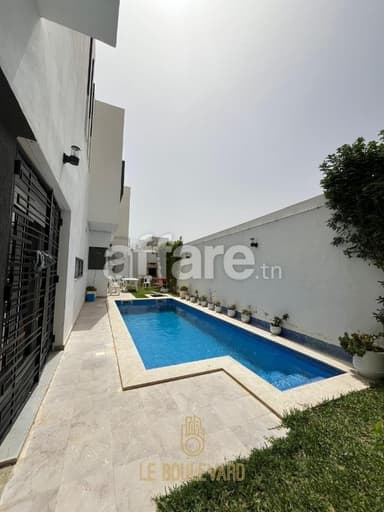 A Louer Villa Duplex S+4 Avec Piscine à Hammamet Nord