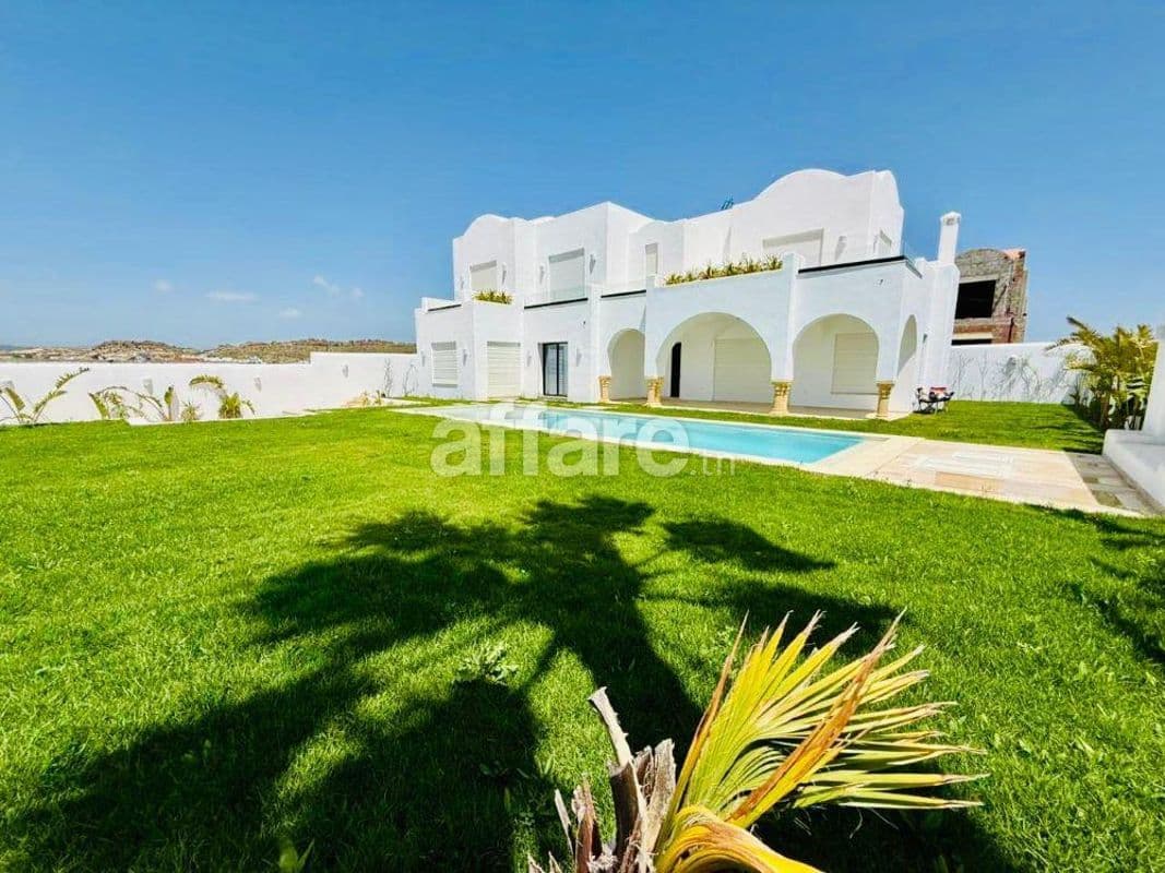 V636 Villa EMERAUDE
