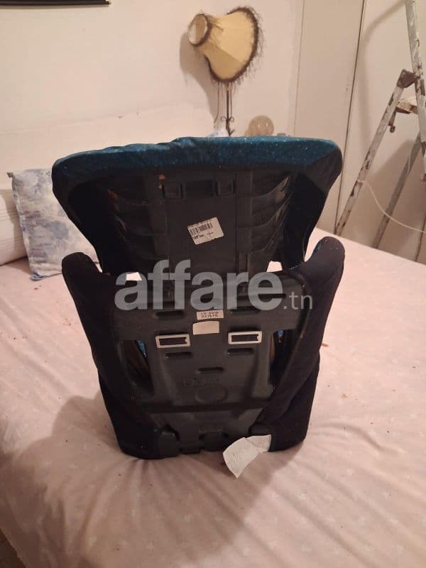 Siège Auto Bébé NANIA - Évolutif et Sécurisé