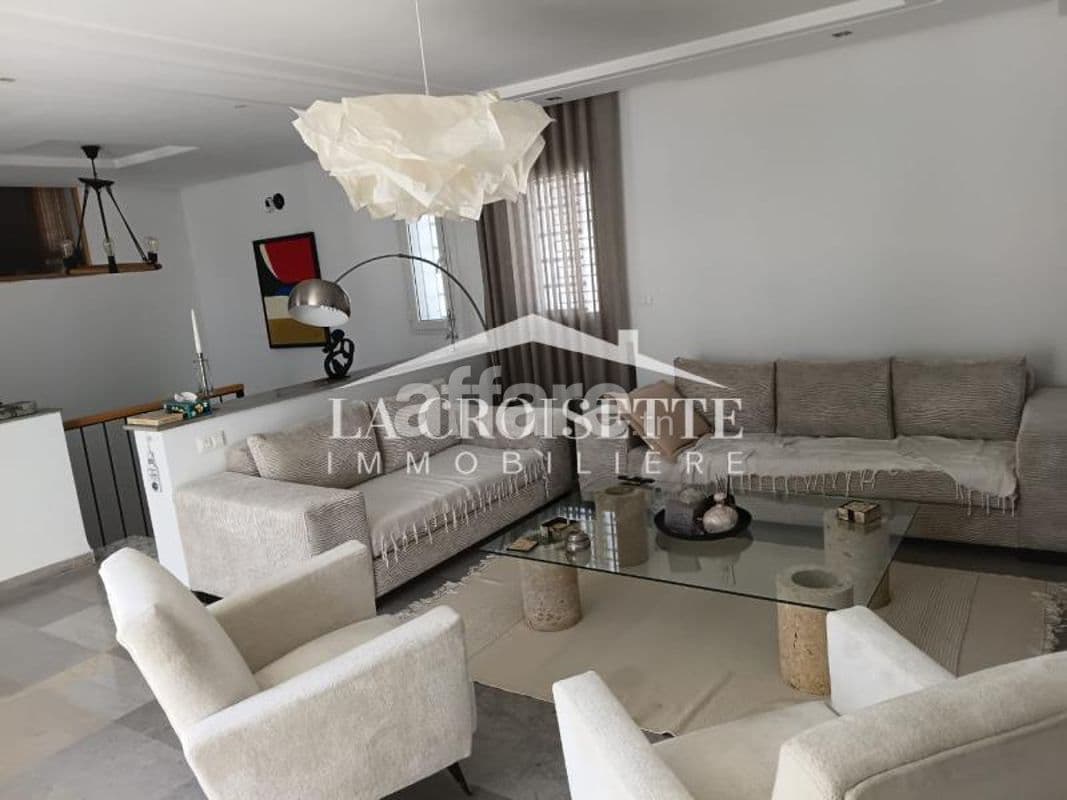 Etage de villa s2 meublé à La Soukra MEL0595